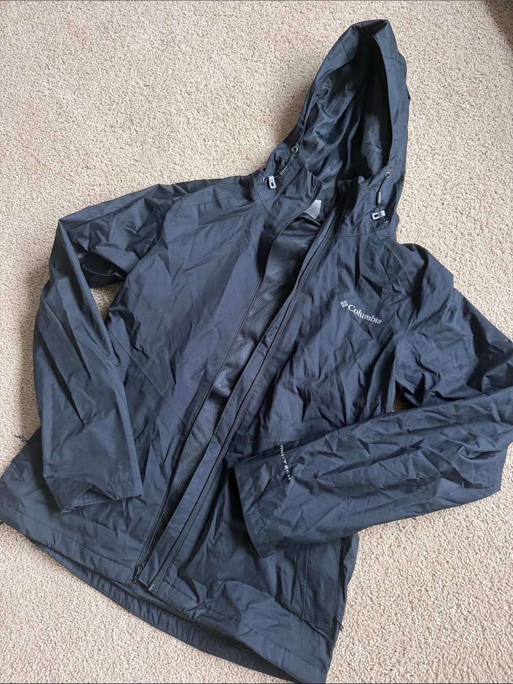 Columbia Men's Black Hooded Rain Jacket